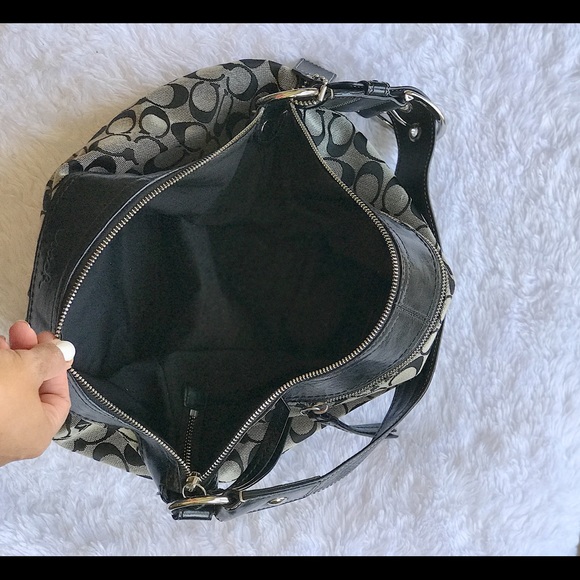 Coach Purse - Picture 6 of 6